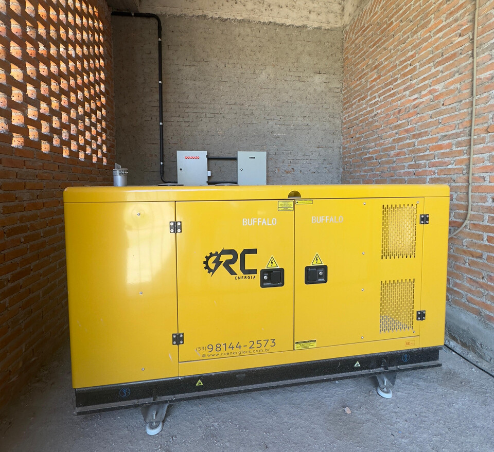 Venda de Grupo Gerador Buffalo 40KVA Carenado Automático
