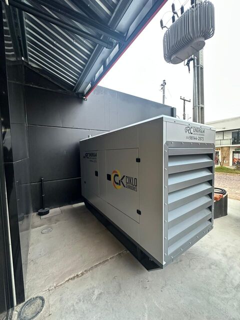 Venda de Grupo Gerador Ciklo 300kVA Carenado Automático